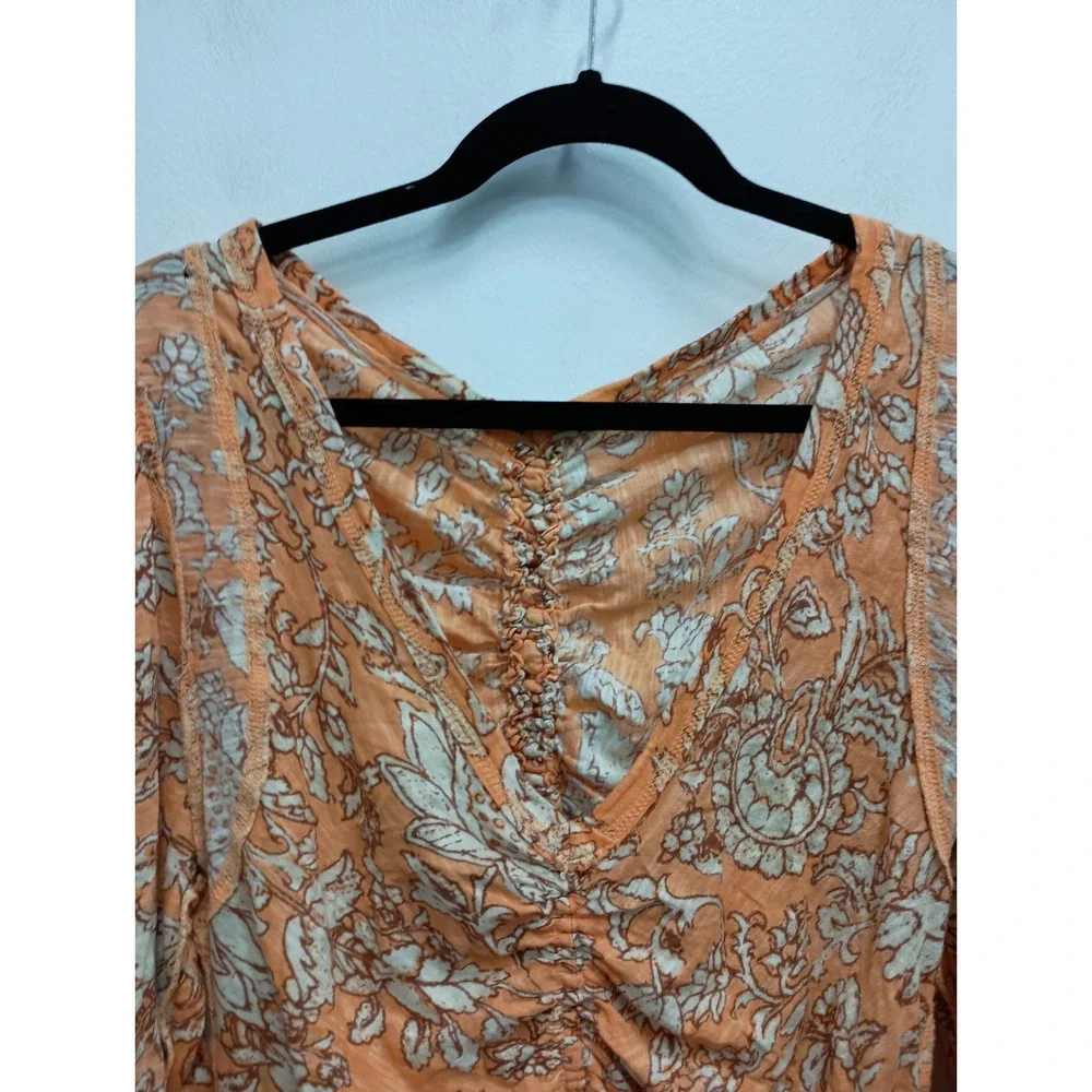 Free People Say The Word Top Womens Medium Orange Floral‎ Ruched Boho V-Neck